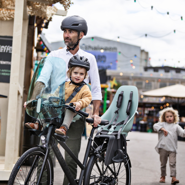 Complete your child’s bike seat with smart accessories Urban Iki